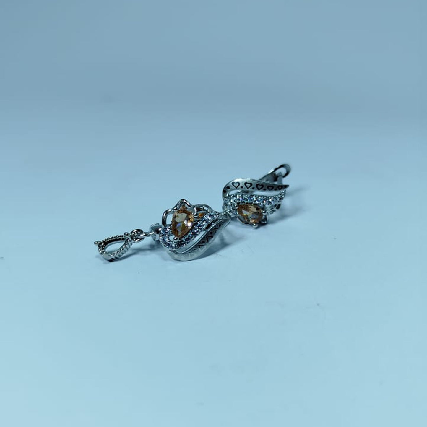 Elegant Swan Drop Silver Earrings – Sparkling Crystal Design