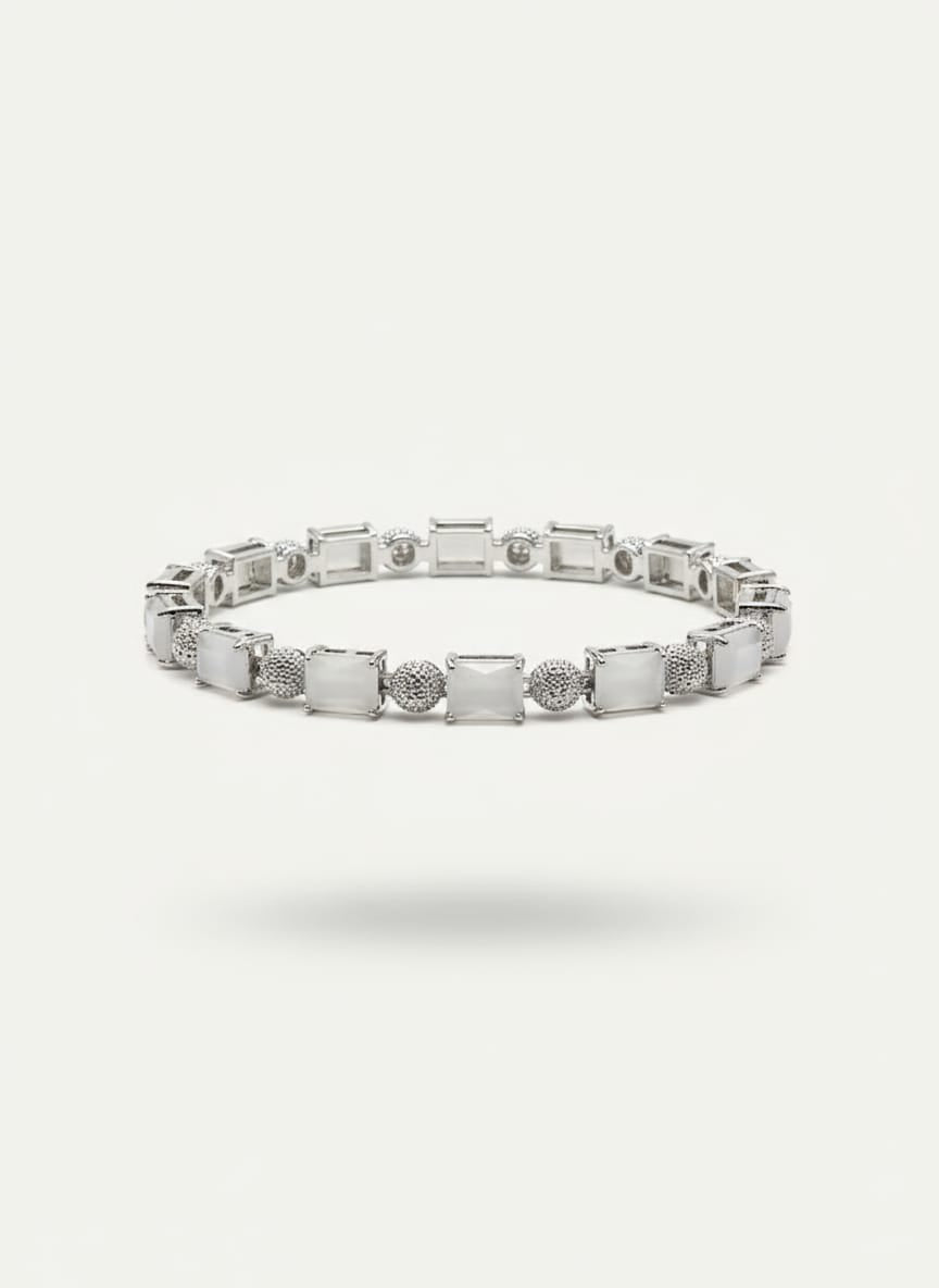 💎 The Stellar Sparkle: Pave Zircon Statement bracelete