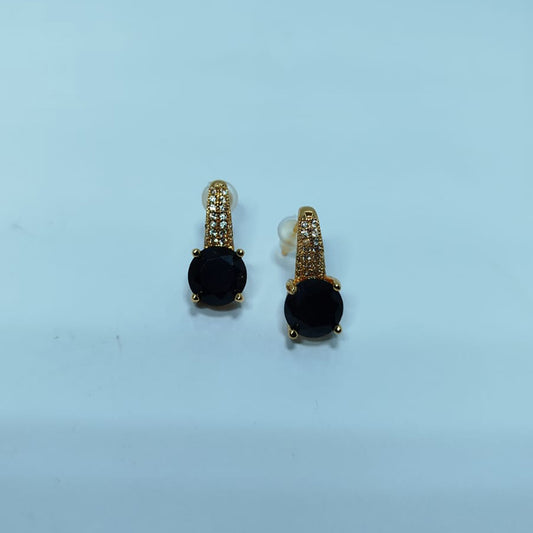 ✨ Golden Glow Drop Earrings – Elegant black Stone Design