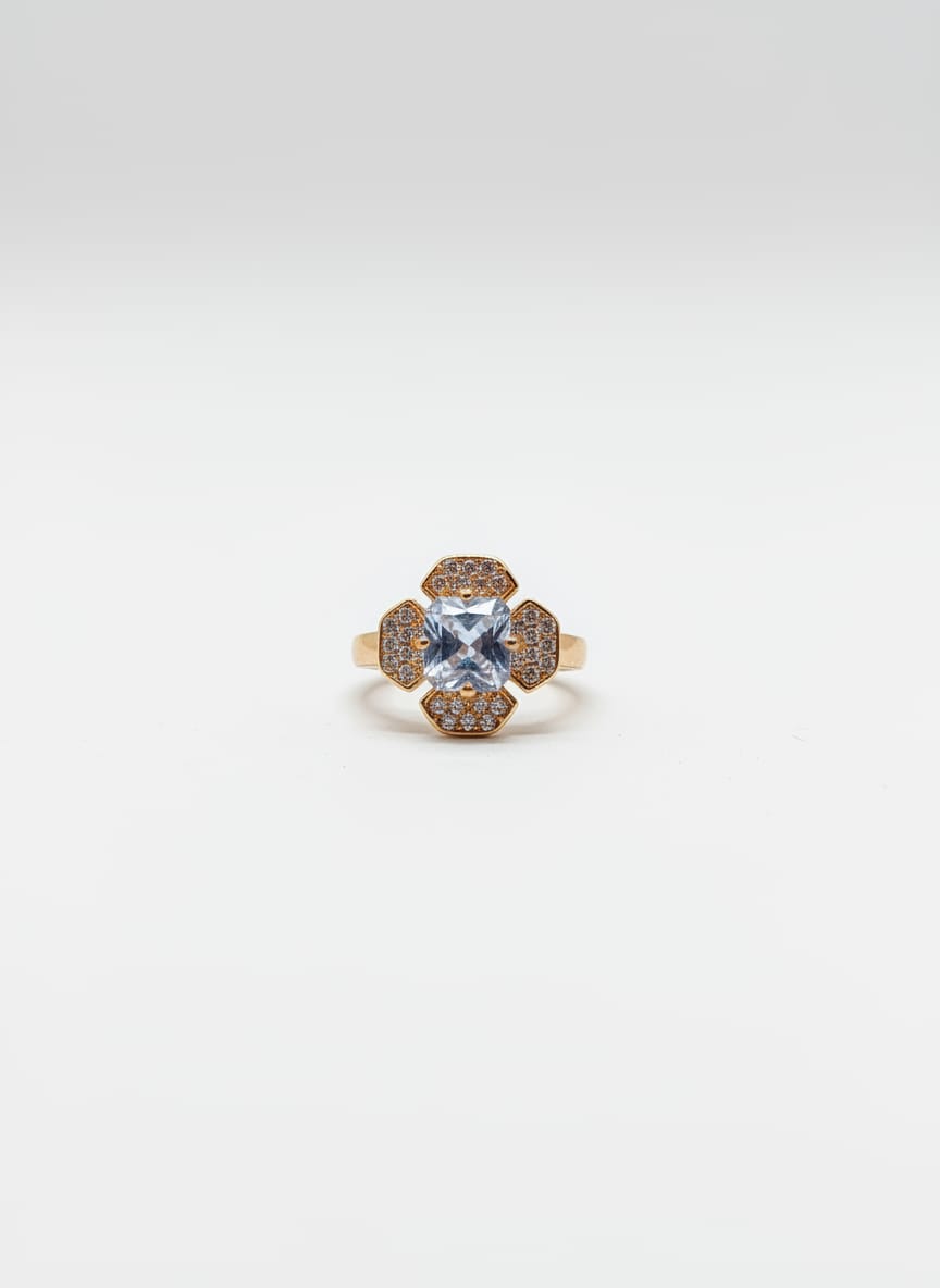 crystal Zarkoon Flower Ring — Gold Tone