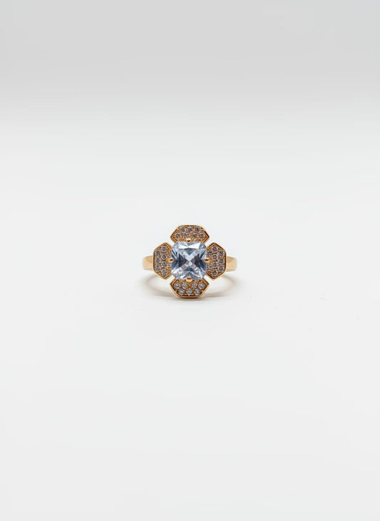 crystal Zarkoon Flower Ring — Gold Tone